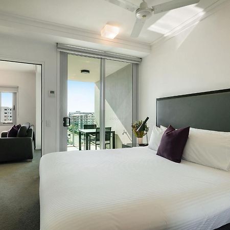 H On Mitchell Apartment Hotel Darwin Buitenkant foto