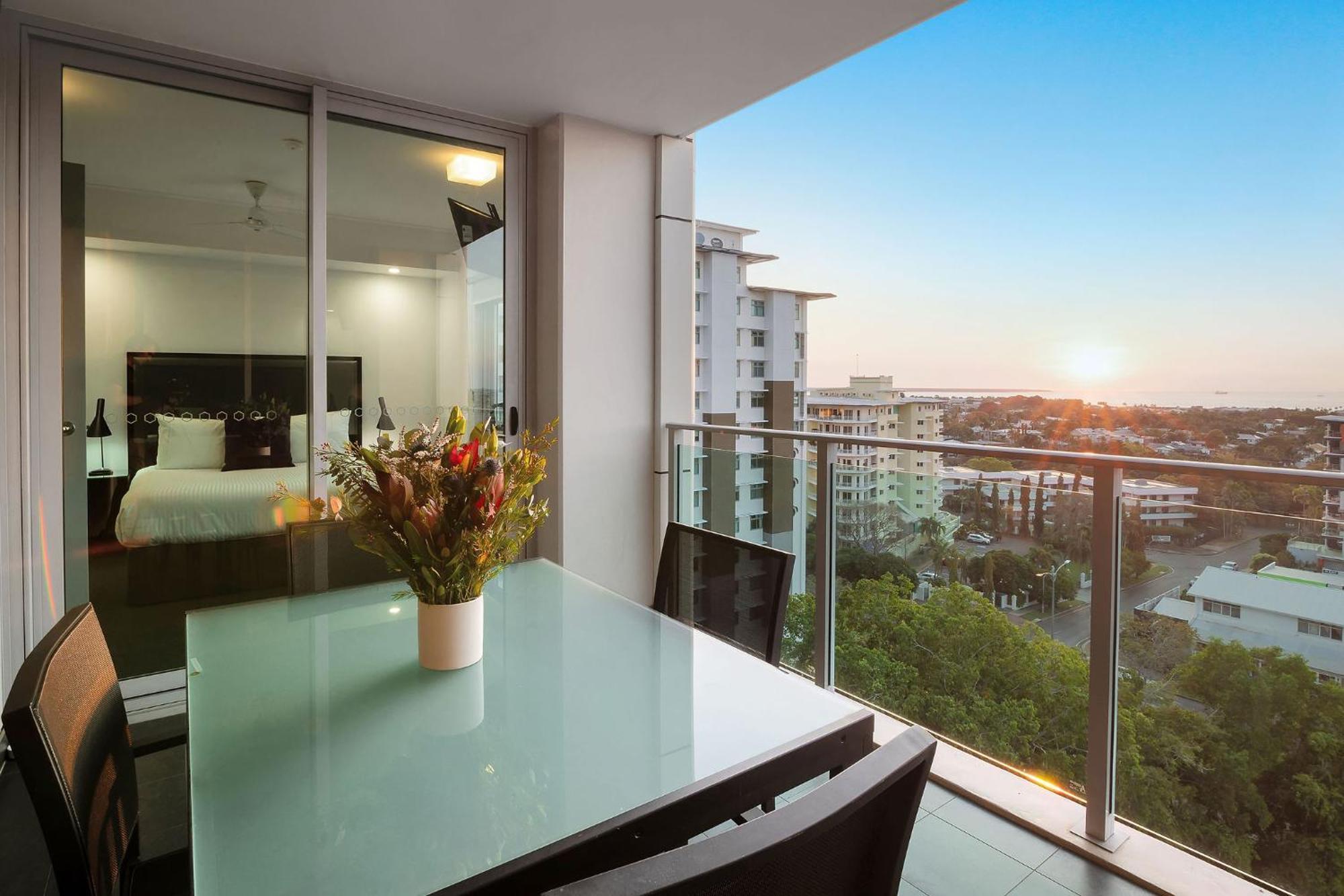 H On Mitchell Apartment Hotel Darwin Buitenkant foto