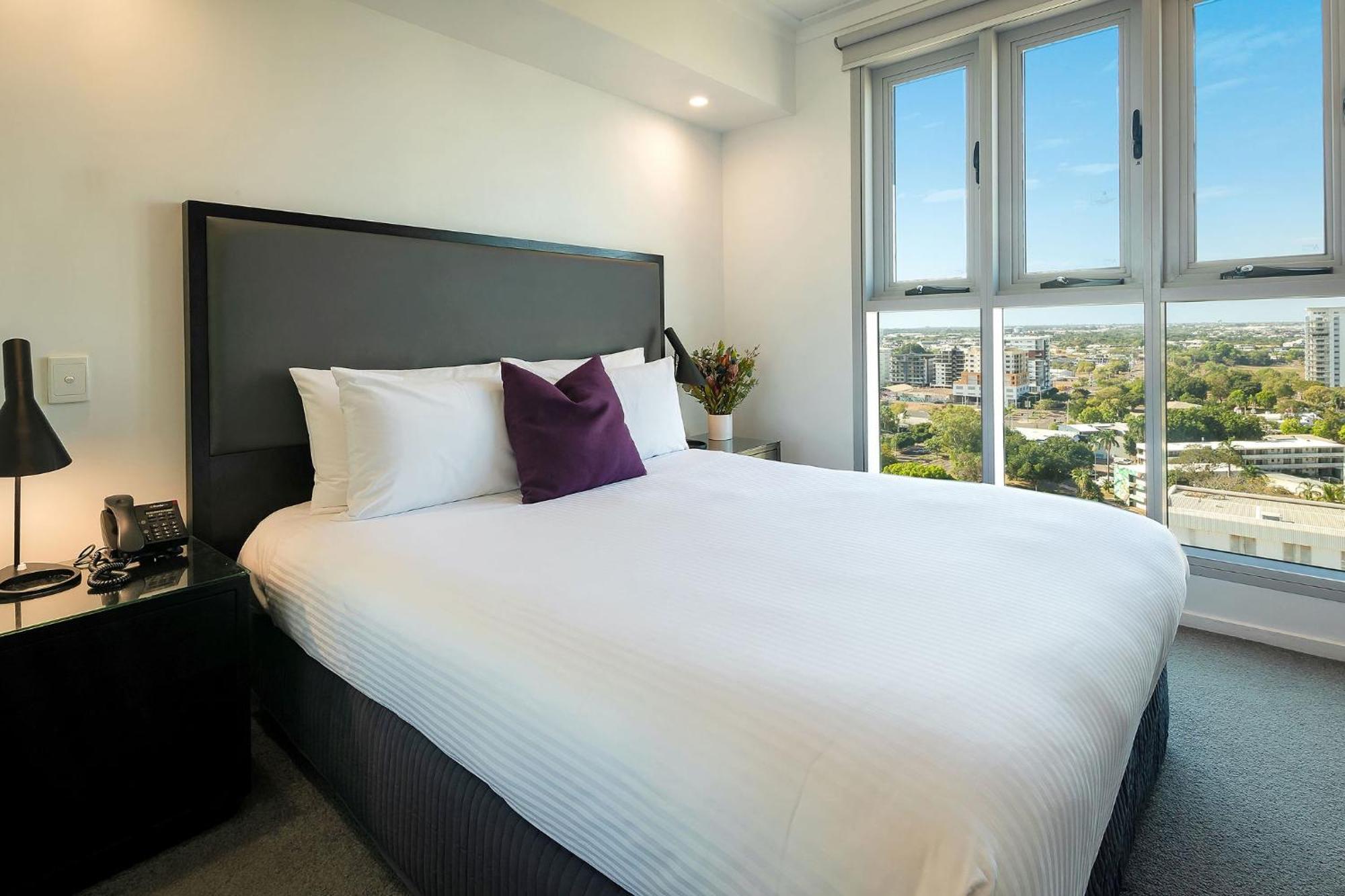 H On Mitchell Apartment Hotel Darwin Buitenkant foto