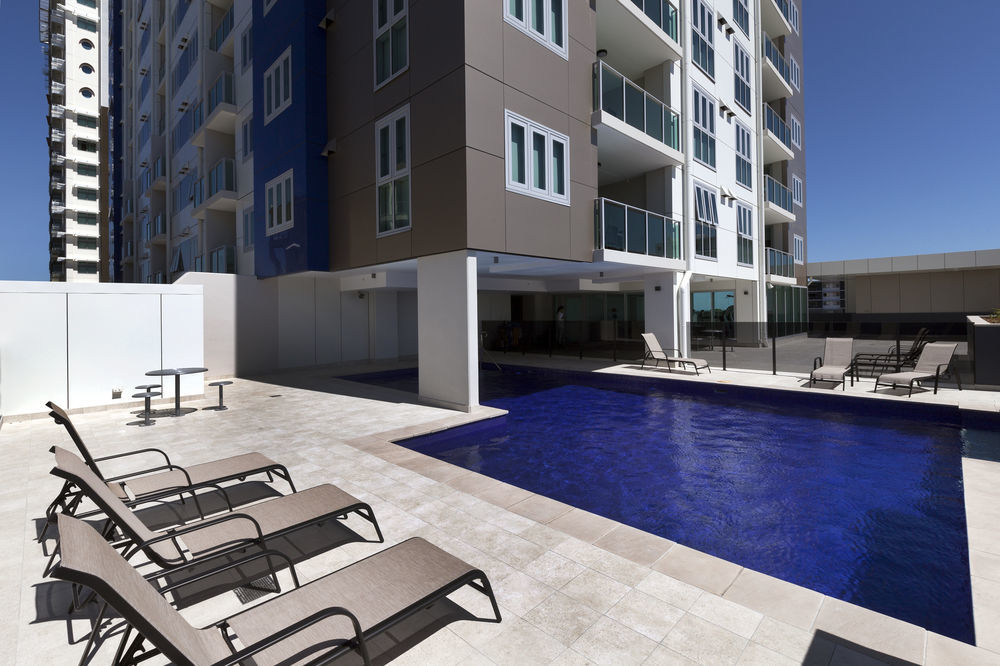 H On Mitchell Apartment Hotel Darwin Buitenkant foto