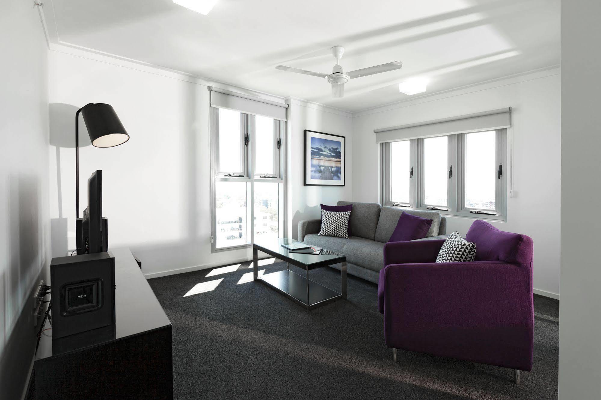 H On Mitchell Apartment Hotel Darwin Buitenkant foto